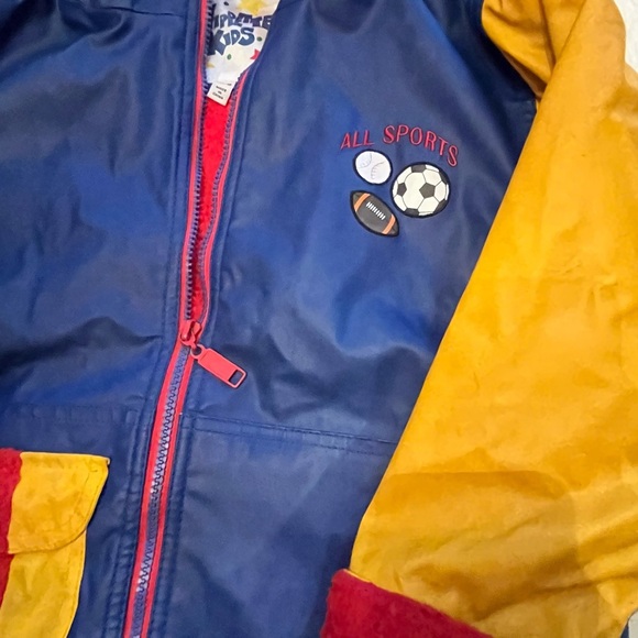 WIPPETTE KIDS Raincoat Lined Hooded All Sports Themed Boy's Sz5/6 Blue/yellow - Picture 3 of 7